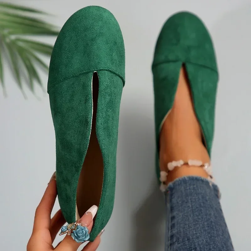 Women's New Slip-on Flat Shoes Outdoor Casual Women's Sewn Round Toe Soft Sole Lightweight Solid Color Flat Low-top Shoes