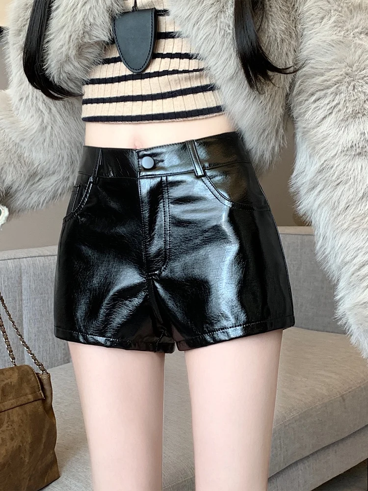 American Retro Sexy Pu Leather Shorts Womens 2024 Autumn Winter Black Hotsweet Bright Short Pants Female