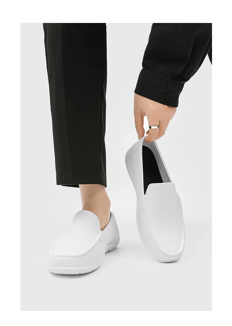 Men Chef Shoes Man Summer Beach Slippers Water-proof Oil-proof Kitchen Shoes Non-slip Garden Clogs Hotel Work Shoe EVA Sandal