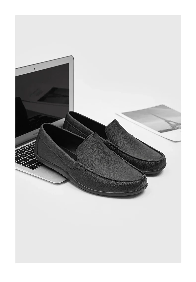 Men Chef Shoes Man Summer Beach Slippers Water-proof Oil-proof Kitchen Shoes Non-slip Garden Clogs Hotel Work Shoe EVA Sandal