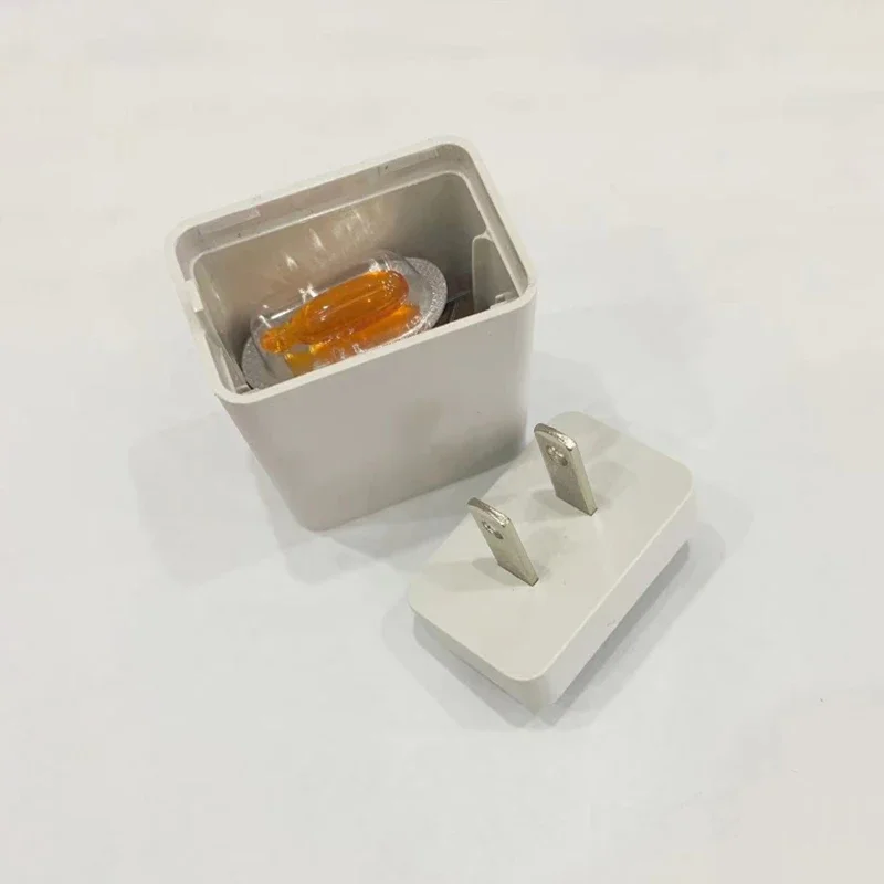 1Pc Fake Charger Sight Secret Home Diversion Stash Can Safe Container Hiding Spot Hidden Storage Compartment Charging Cover