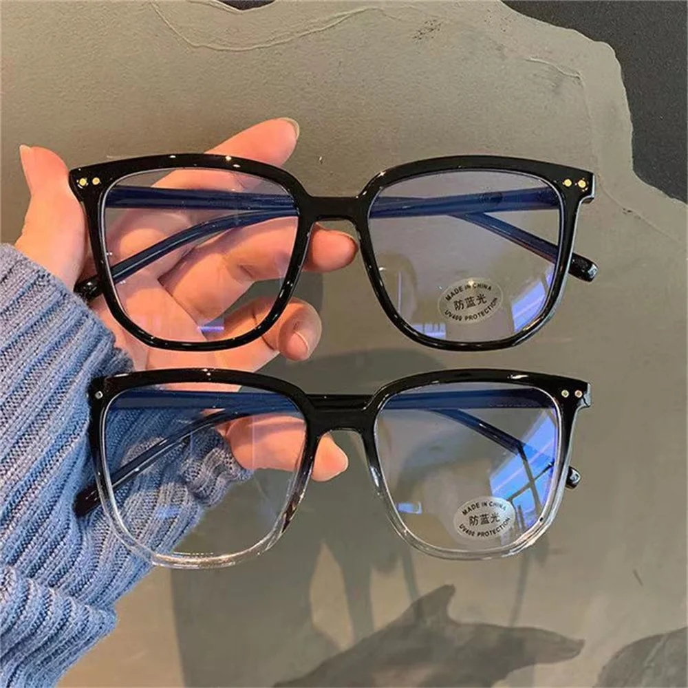 Transparent Computer Glasses Frame Women Men Anti Blue Light Round Glasses Blackout Optical Glasses Safe Goggles Protect Eyewear