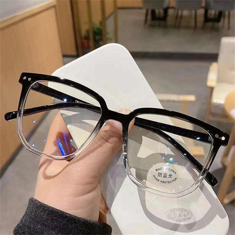 Transparent Computer Glasses Frame Women Men Anti Blue Light Round Glasses Blackout Optical Glasses Safe Goggles Protect Eyewear