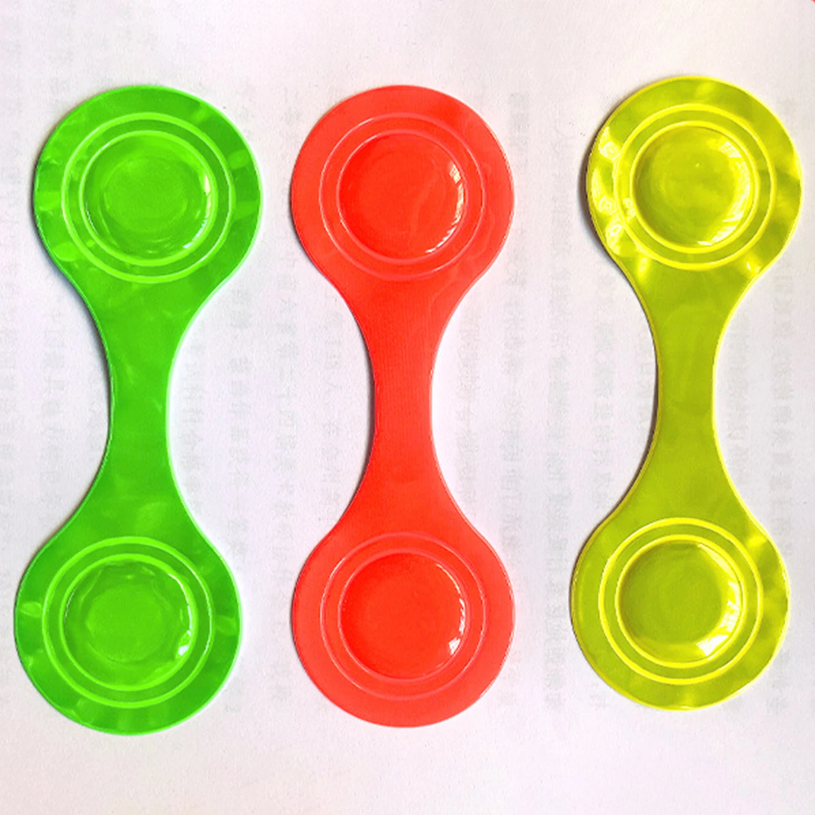 6Pcs Reflective Magnetic Clips for Backpacks, Reflector Bag Clips for Adults Night Walking Bike Cycling Safety Accessories