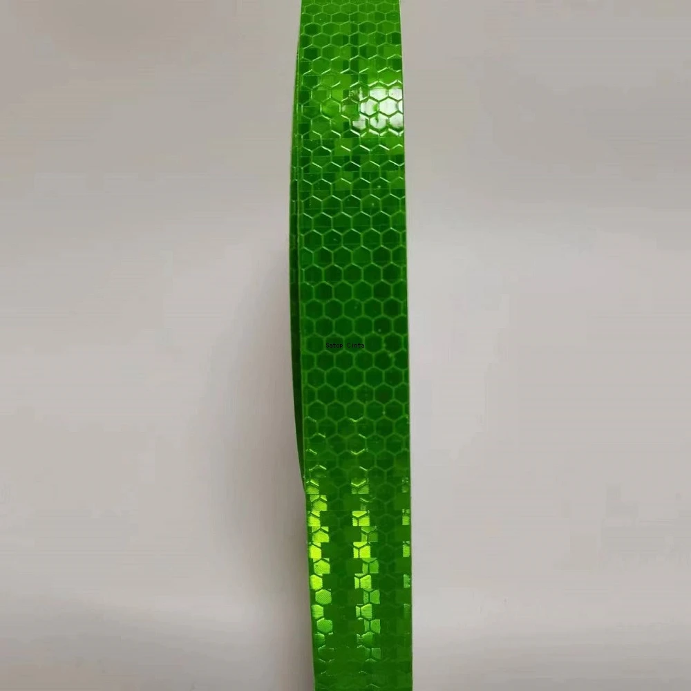 2.5cm/5cm/10cm/20cm*5M Green Reflective Safety Tapes Self-Adhesive Waterproof Reflectors Warning Stickers For Car Vehicles Truck