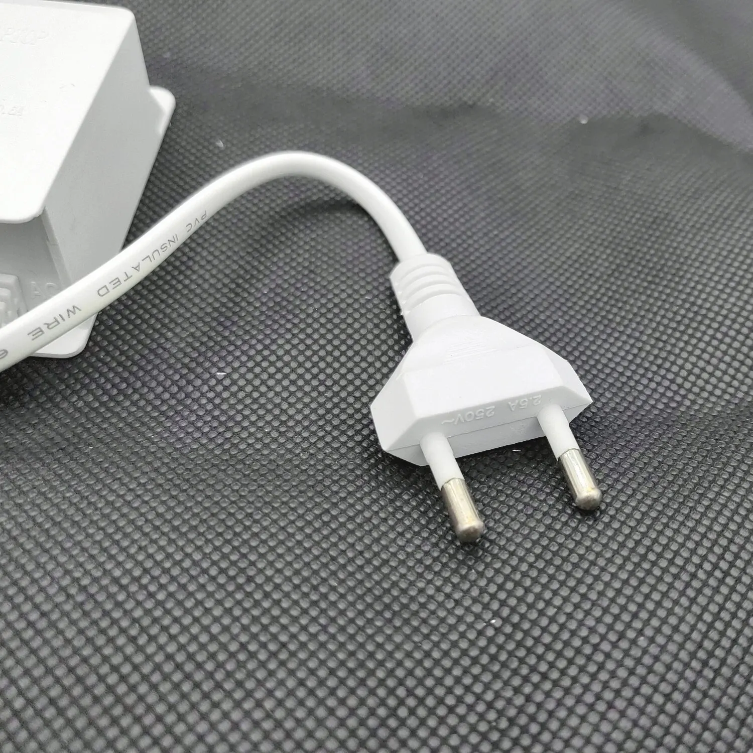 Power Adapter US/EU Outdoor Waterproof AC 100-240V Input DC 12V Volt Output Supply Charger Europe Universal Adapter Converter