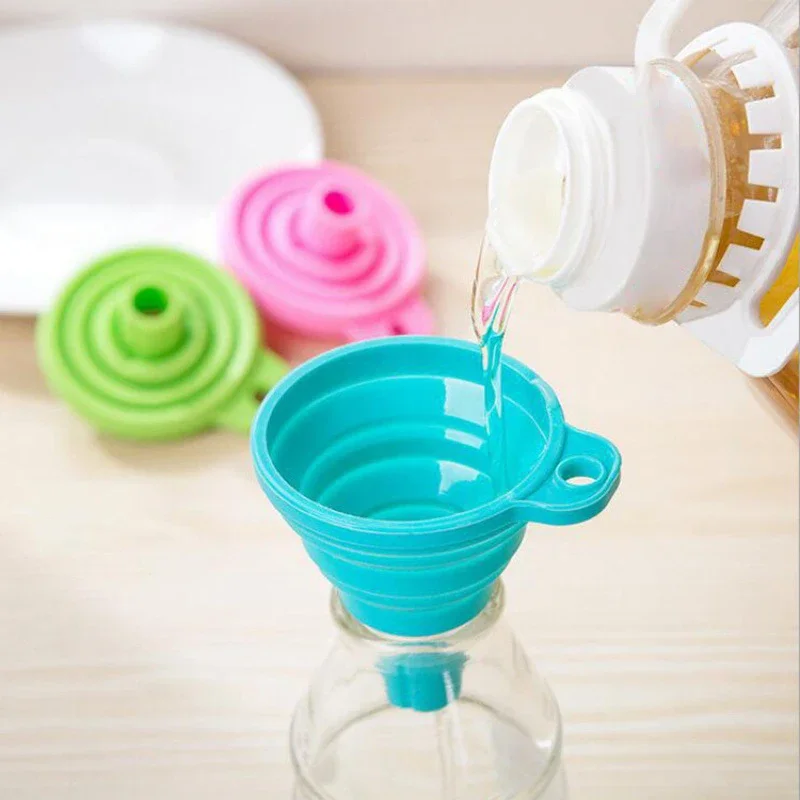 Car Engine Funnel Silicone Liquid Funnel Washer Fluid Change Foldable Portable Auto Engine Oil Petrol Change Funnel Accesorios
