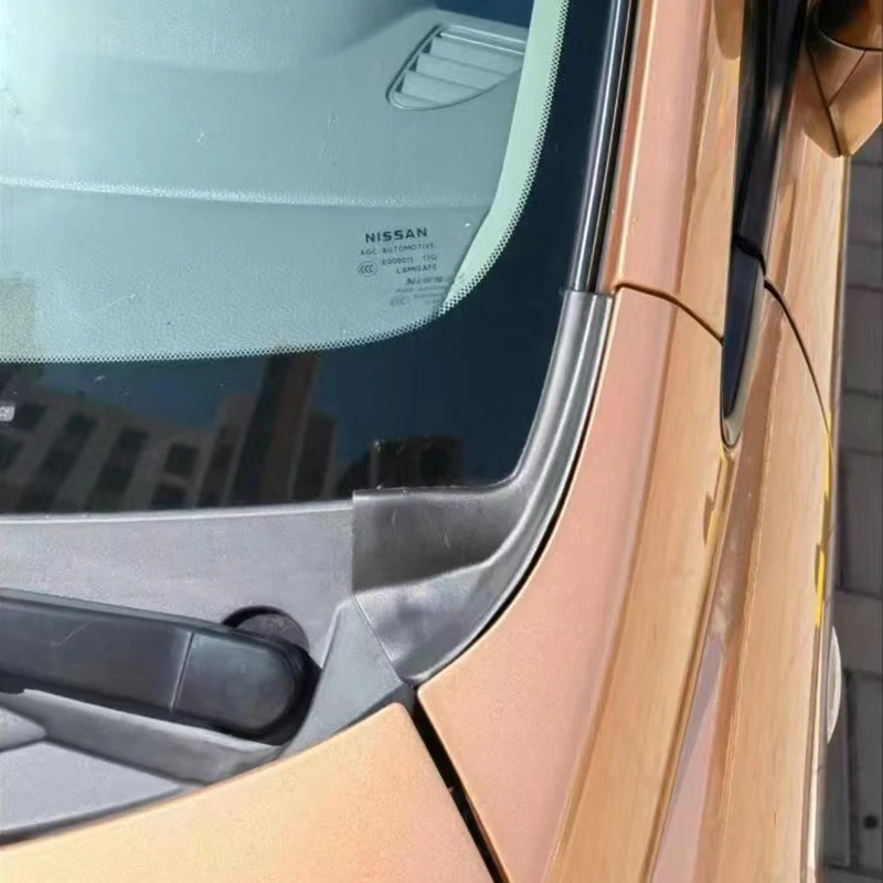 AU05 -Car Front Windshield Wiper Side Trim Cover Water Deflector Cowl Plate for Nissan Tiida Old Model 66895-ED50A 66894-ED500