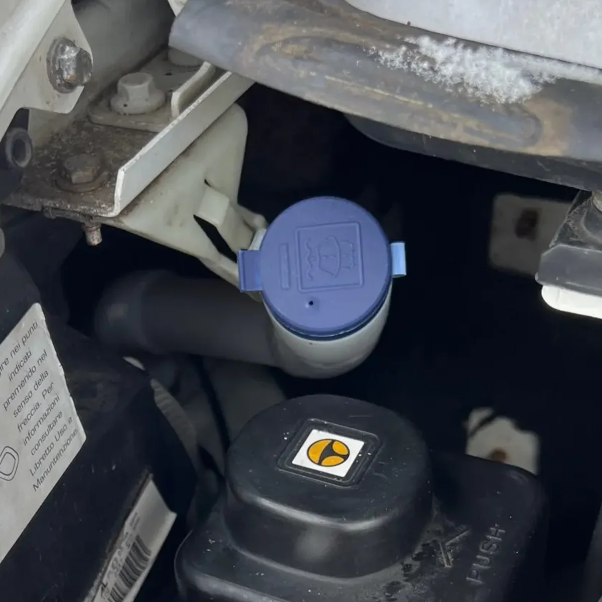 71740943 Car Windshield Washer Fluid Reservoir Tank Bottle Cap Lid for Fiat 500 Punto Bravo Doblo for Alfa Romeo for Abarth 500