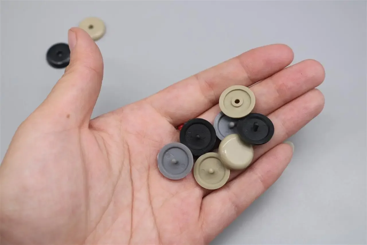 Car Safety Seatbelt Stopper Buckle Auto Seat Belt Spacing Limit Stop Plastic Anti-slip Button Retainer Rivet Stud Clips
