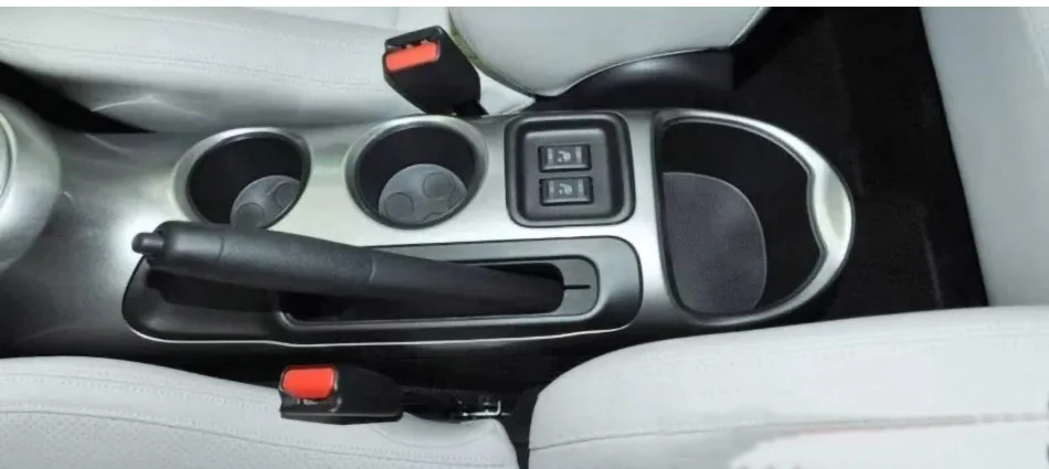 For NISSAN Juke Armrest box For Infiniti ESQ Car armrest 2010-2019 accessories interior details storage box Retrofit parts USB