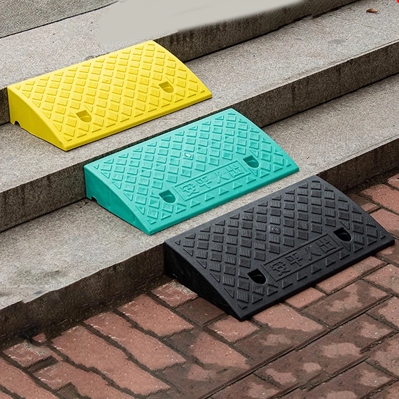 1 Pc Plastic Curb Ramp, Non-Slip Threshold Ramp, 30/40/50 Mm Height, For Cars, Bicycles, Wheelchairs – Smooth Uphill Transition