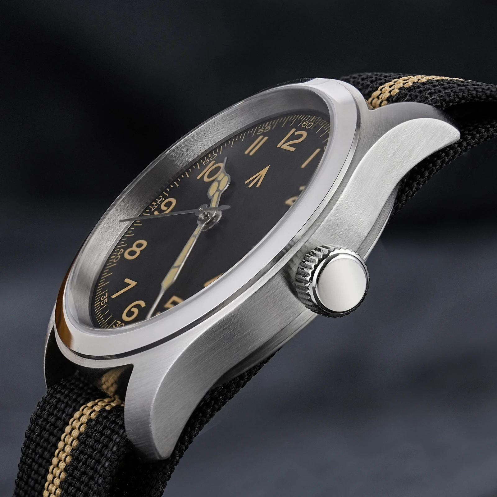 Militado ML08 Military Watch VH31 Quartz Movement Double Sapphire Crystal C3 BGW9 Luminous 10Bar Waterproof 38mm Vintage Watch