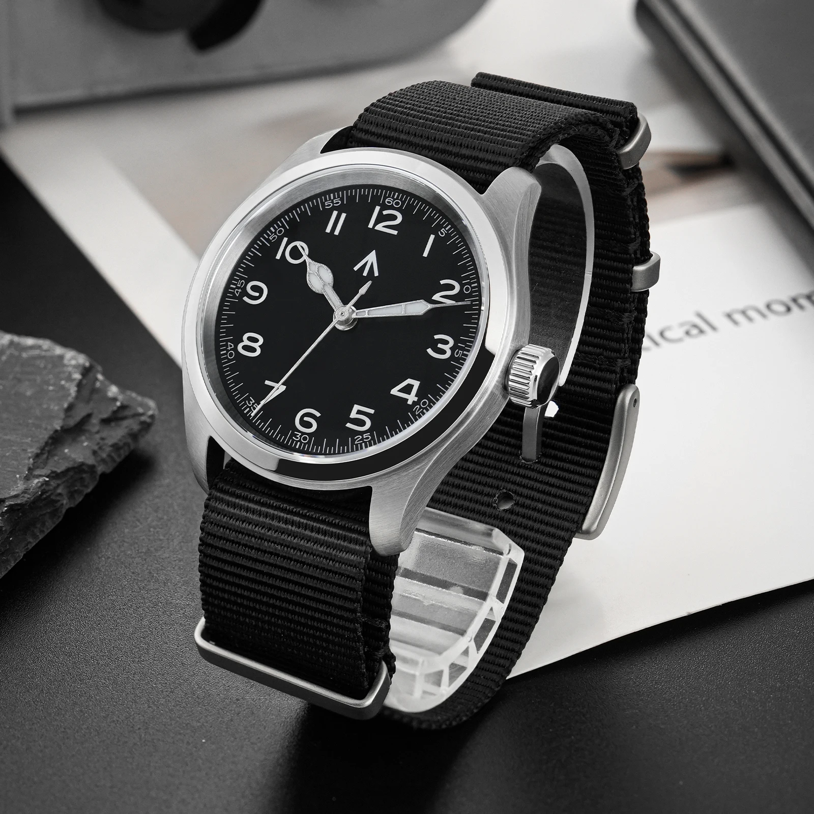 Militado ML08 Military Watch VH31 Quartz Movement Double Sapphire Crystal C3 BGW9 Luminous 10Bar Waterproof 38mm Vintage Watch