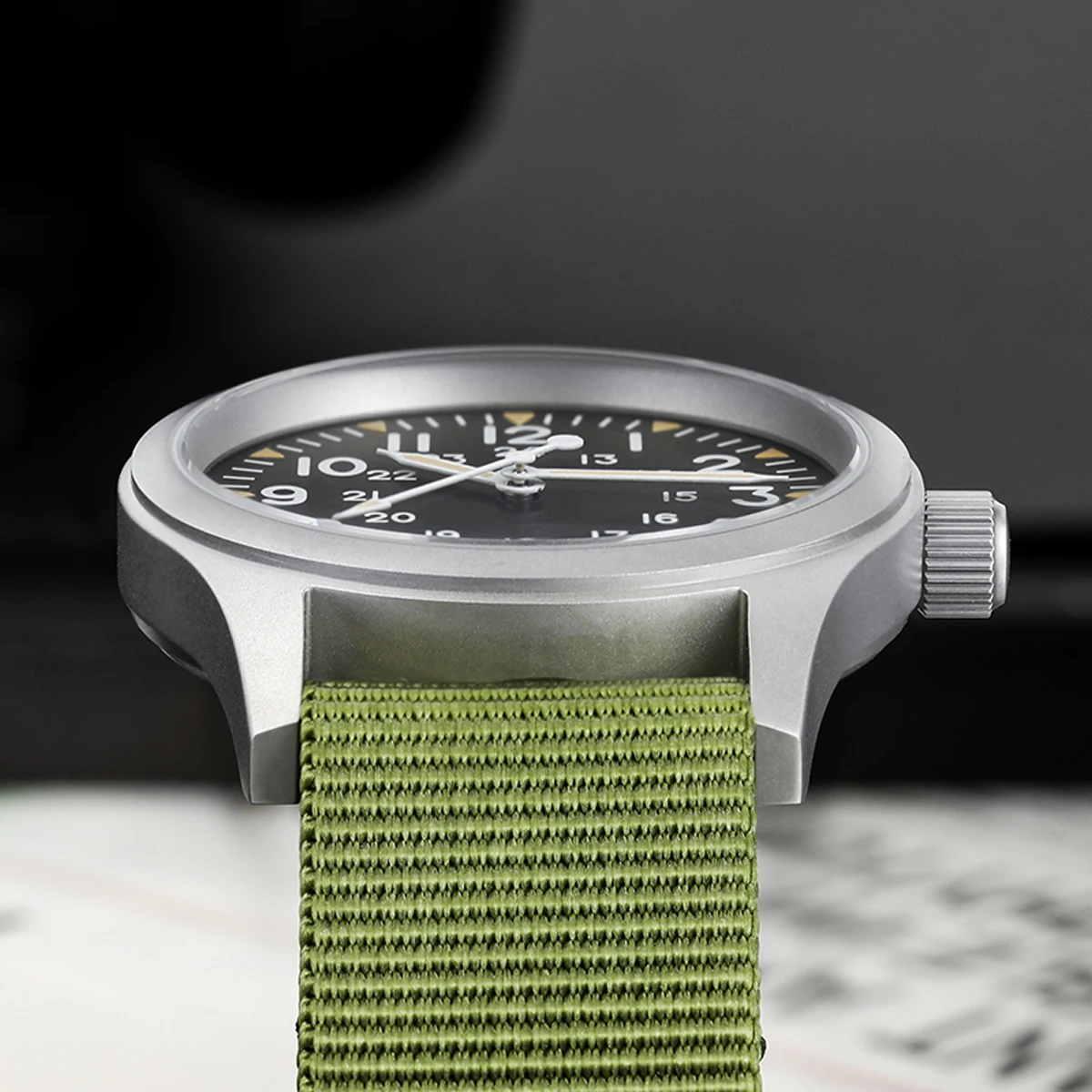 Militado Ml05 Vintage Field Watch VH31 Sweep Second Quartz Movement Sapphire Crystal High Clear AR Coating Luminous 38Mm Watches