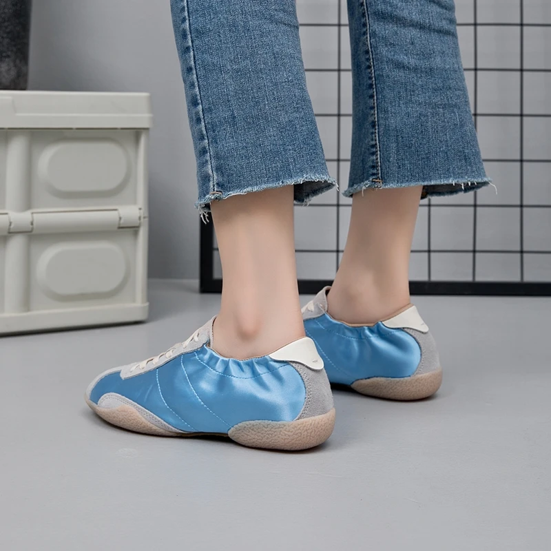 AIYUQI 2026 New Women's Sneakers Shoe Anti-slip and Breathable Women Training Shoes Flat Casual Girl Shoes for Spring and Autumn