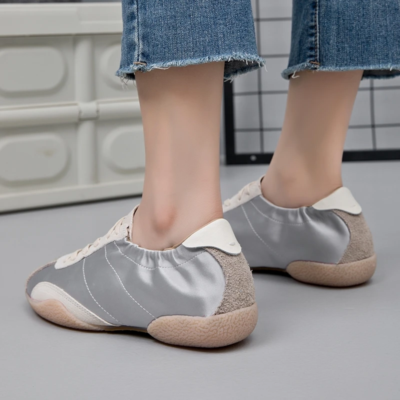 AIYUQI 2026 New Women's Sneakers Shoe Anti-slip and Breathable Women Training Shoes Flat Casual Girl Shoes for Spring and Autumn