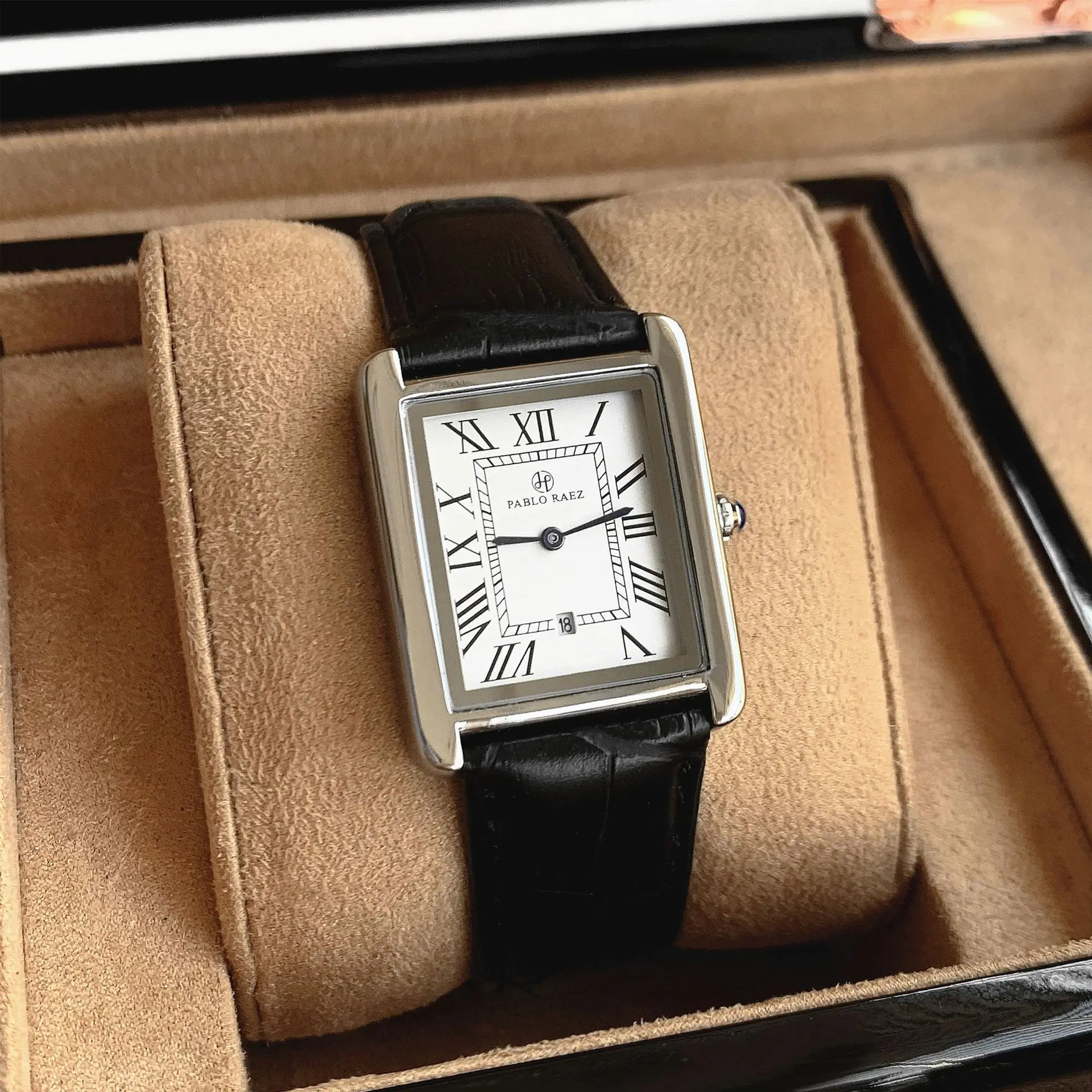 Men Watch Business Retro Classic Calendar Luxury Leather Waterproof Male Fashion Quartz Clock Watches with Box and Spare Battery