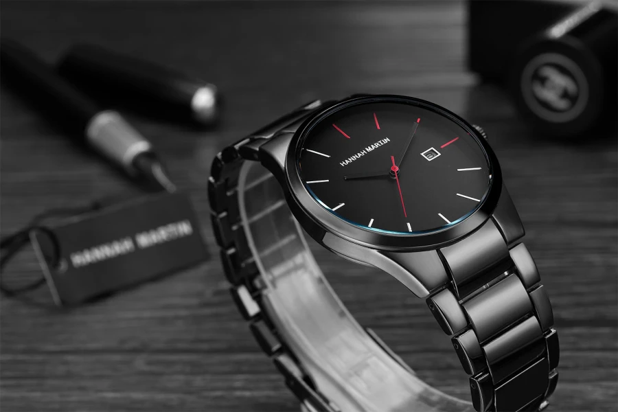 Hannah Martin Men's Stainless Steel Watch Fashion Business Style Black Minimalist Style 3Bar Waterproof Quartz Movement Watches