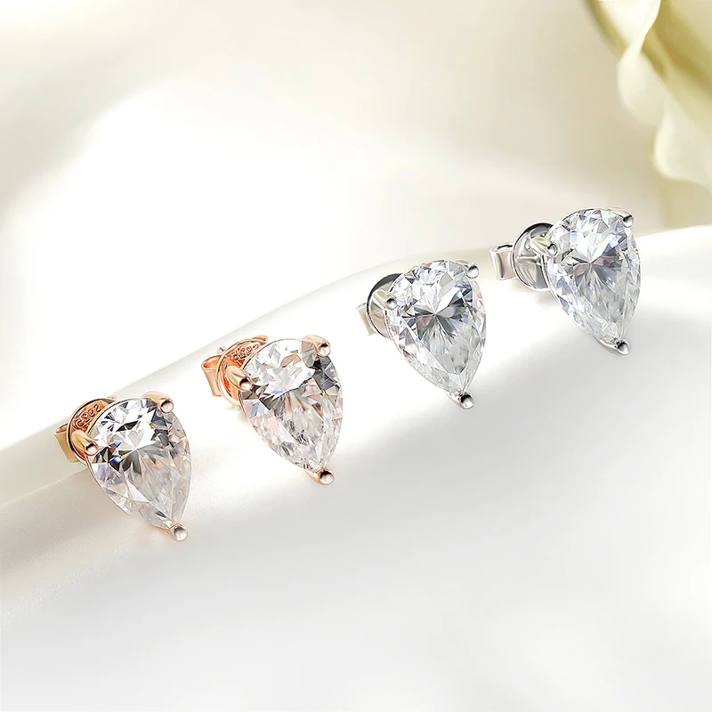 Smyoue 0.5CT 1CT Pear Cut Certified Moissanite Stud Earrings for Women 100% 925 Sterling Silver Plated 18k Gold Wedding Jewelry