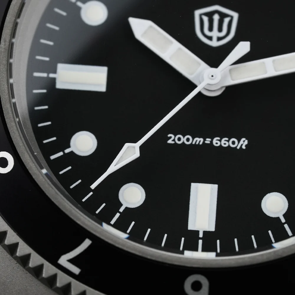 Watchdives WD1972 Quartz Watch VH31 Sweep Seconds Movement Sapphire Crystal BGW9 Luminous 20Bar Waterproof Wristwatch