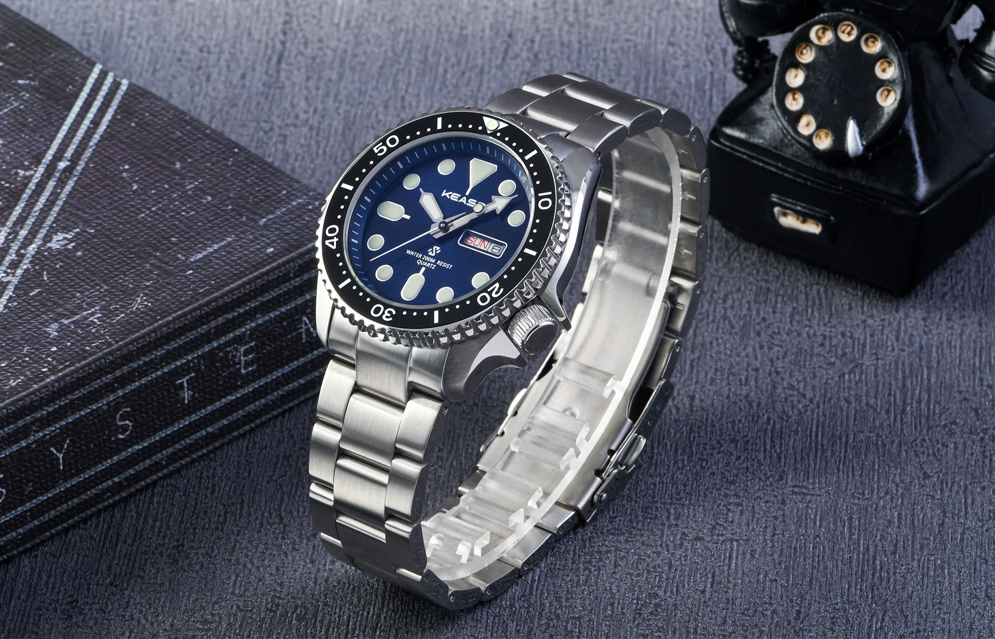 KEASO Top Mens Dive Watch MIYOTA 2035 Quartz Movement C3 Super Luminous Sports 316L Solid Steel 200M Waterproof Sapphire Watch