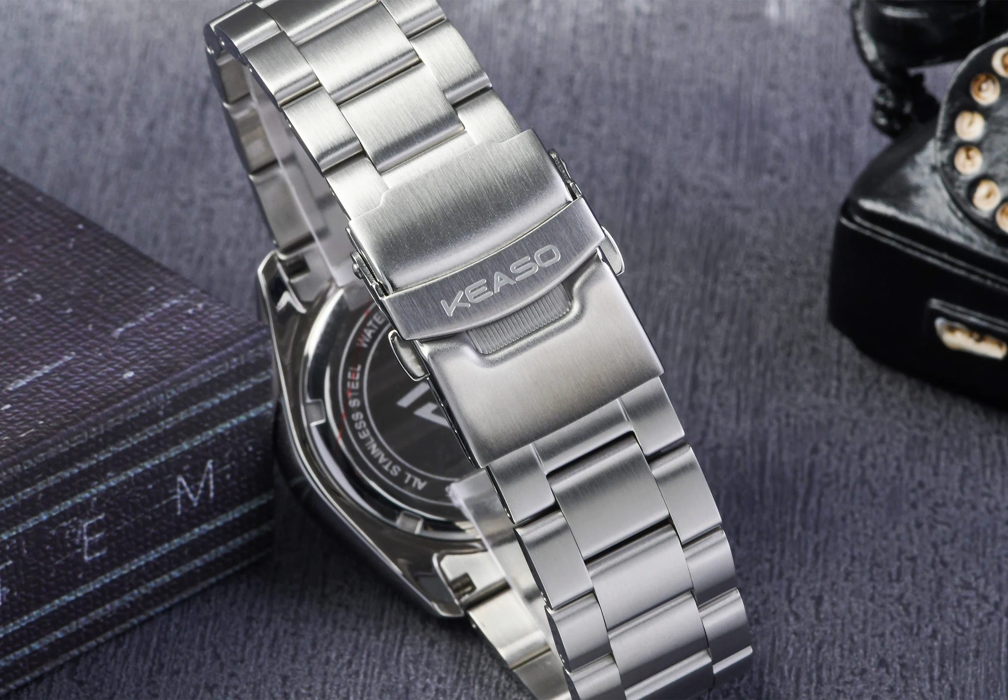 KEASO Top Mens Dive Watch MIYOTA 2035 Quartz Movement C3 Super Luminous Sports 316L Solid Steel 200M Waterproof Sapphire Watch