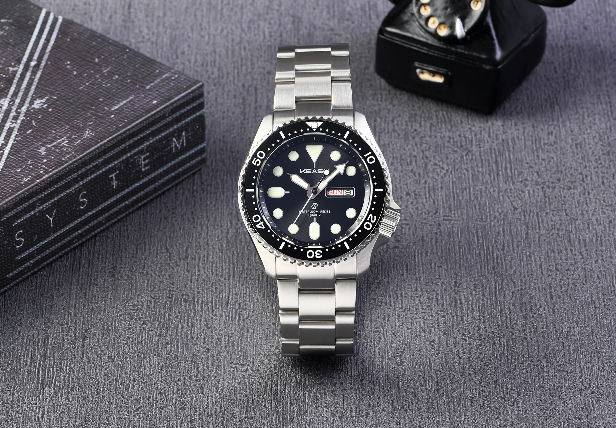 KEASO Top Mens Dive Watch MIYOTA 2035 Quartz Movement C3 Super Luminous Sports 316L Solid Steel 200M Waterproof Sapphire Watch