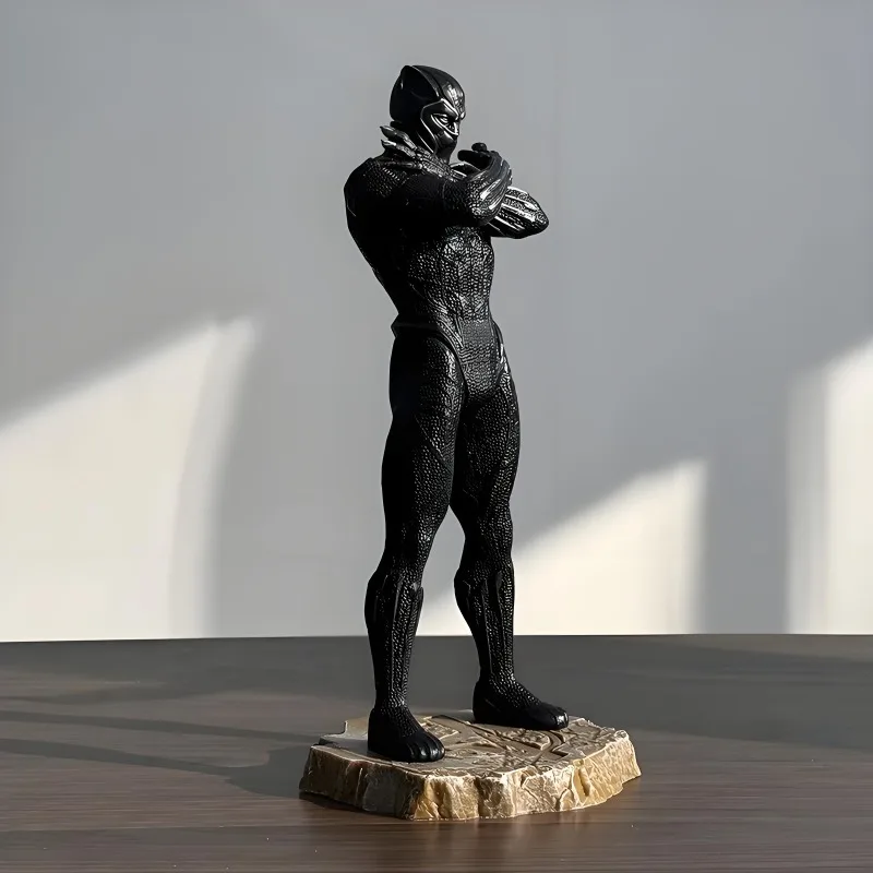 23cm/9.05in Anime The Avengers Figure Black Panther and Iron Man Action Figures Pvc Statue Collection Model Toys Gifts