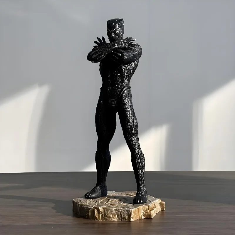 23cm/9.05in Anime The Avengers Figure Black Panther and Iron Man Action Figures Pvc Statue Collection Model Toys Gifts