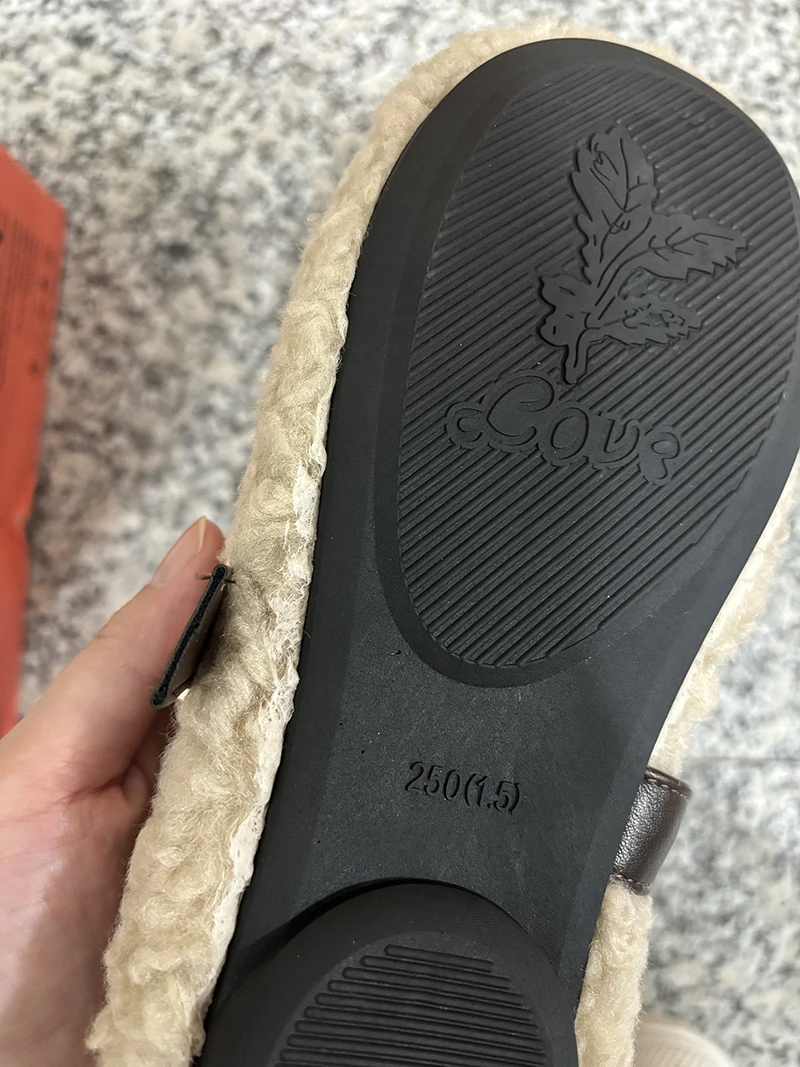 Designer Vintage Women Warm Fur Flats Shoes Fashion Shallow Belt Buckle Spring Autumn Ladies Comfort Loafers Shoes