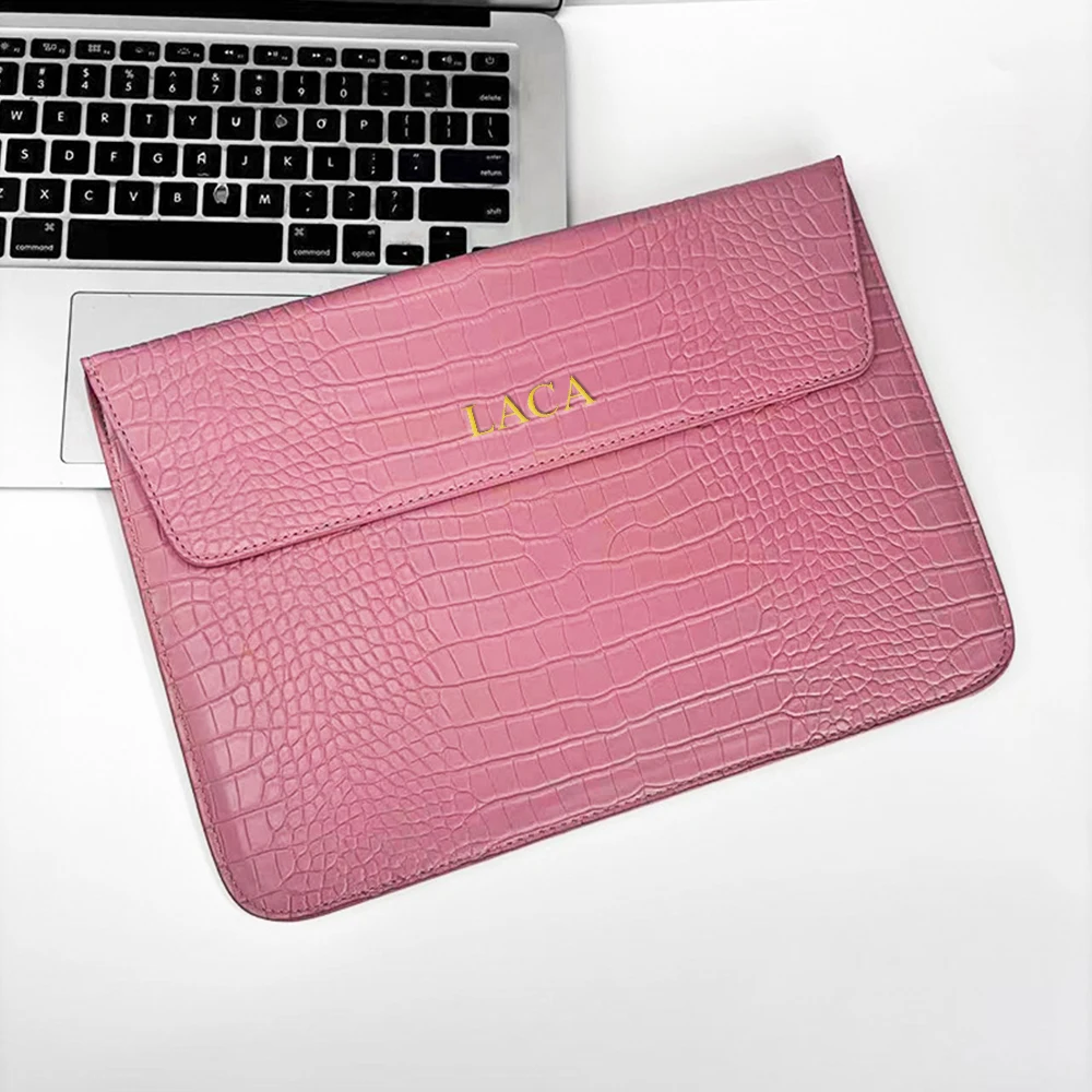 Customized Letter Crocodile PU Leather Men's Laptop Case Bag 13.3/15.4 Pro Laptop Stand Cover Case, Unisex