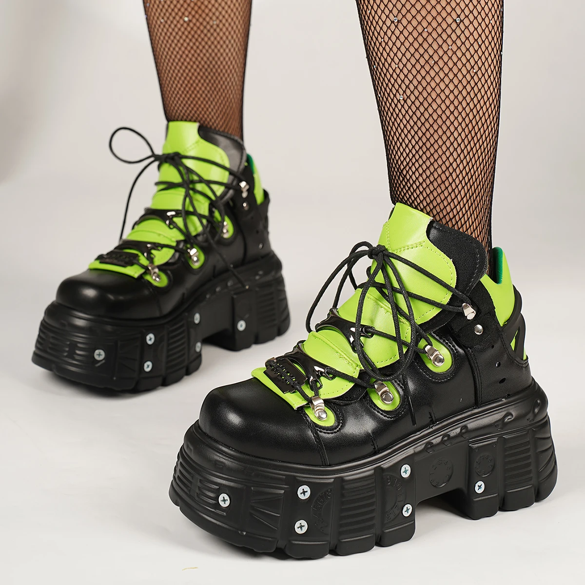 New Platform Women's Personality Casual Sneakers Autumn Round Toe Strappy Heels