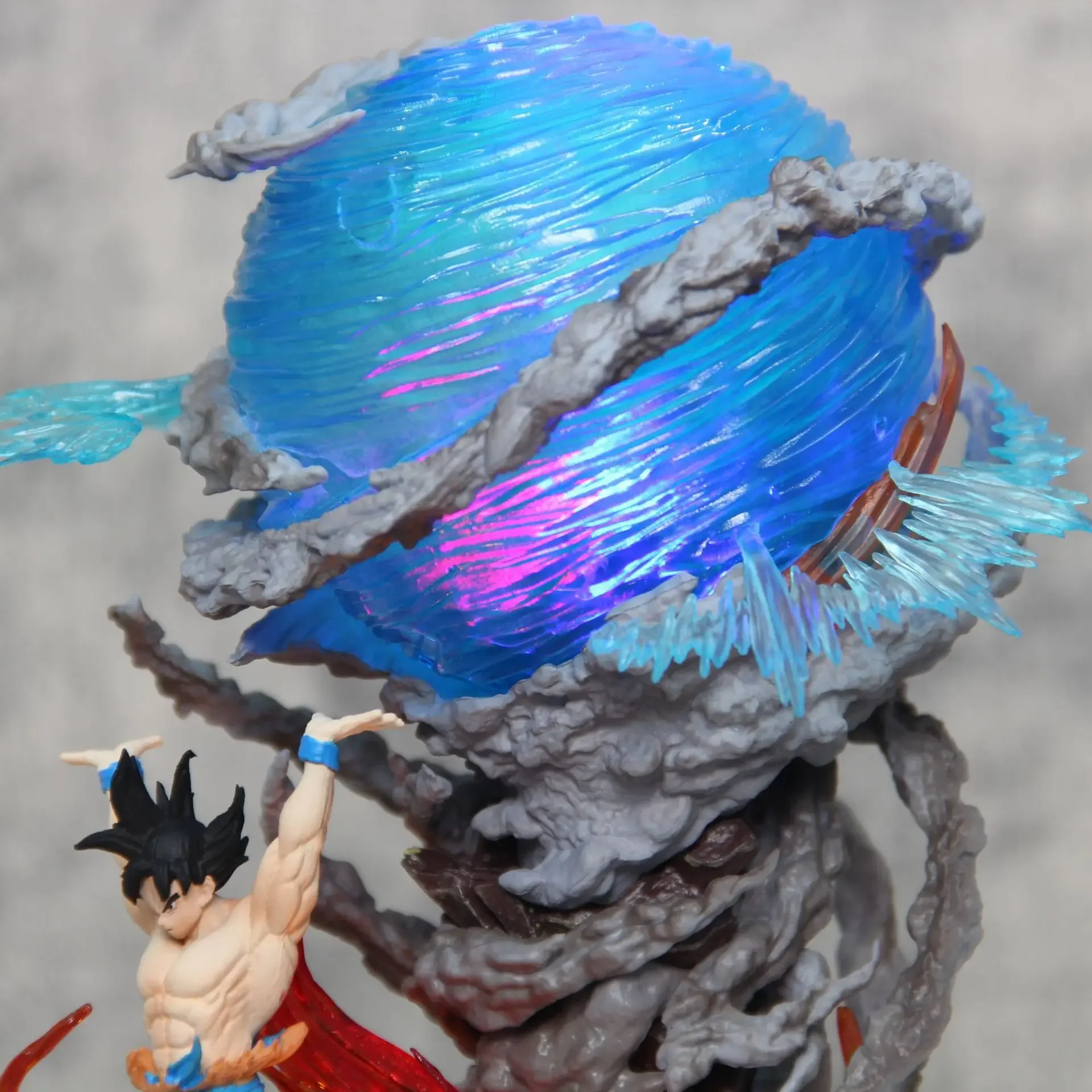 25cm Dragon Ball Figures Spirit Bomb Sou Goku Anime Figures Super Saiya Pvc Statue Doll Action Figure Model Collection Toys Gift