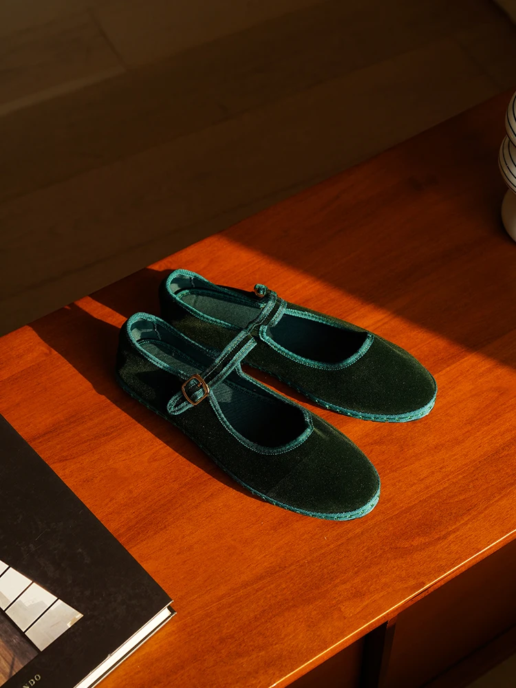 Solid Color Velvet Mary Janes Shoes for Women Spring Autumn Casual Streetwear Ballet Flats Buckle Strap Ladies Shoes Footwear