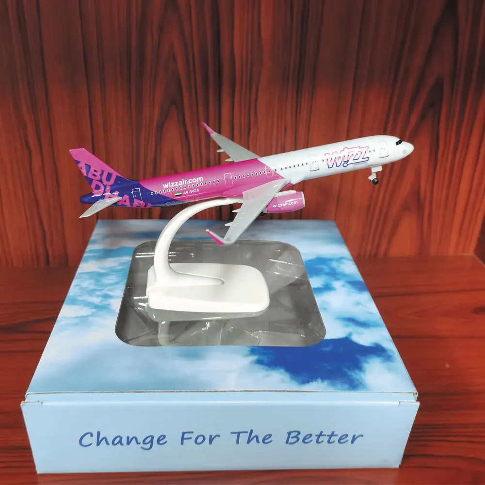 20cm 321 wizz Airplane Model WIZZ AIR A321 Aircraft miniature plane alloy Metal Airplane Scale 1 400 Collected Gift