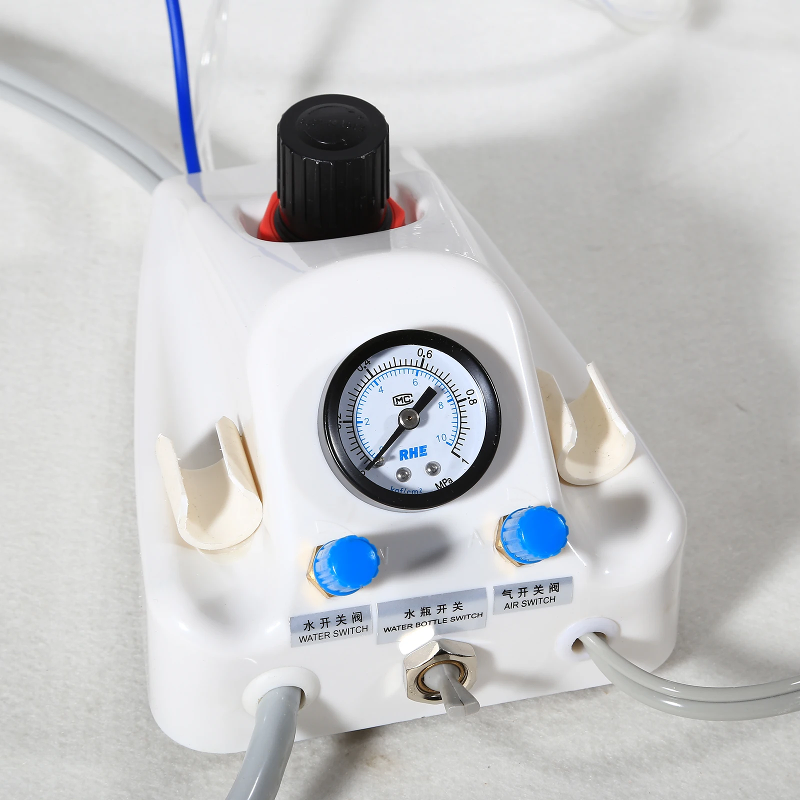 Portable Dental Air Turbine Unit Working with Compressor Triple Spray Syringe Bottle & Pedal 2/4 Holes Dentist Cleaning Tools