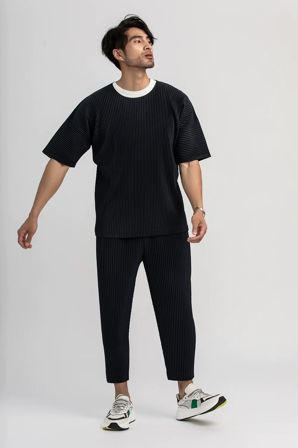 Miyake Pleated Straight Pants Men Clothing Black Pencil Cropped Pants Street Wears Men Japanese Style Ankle Length Pants
