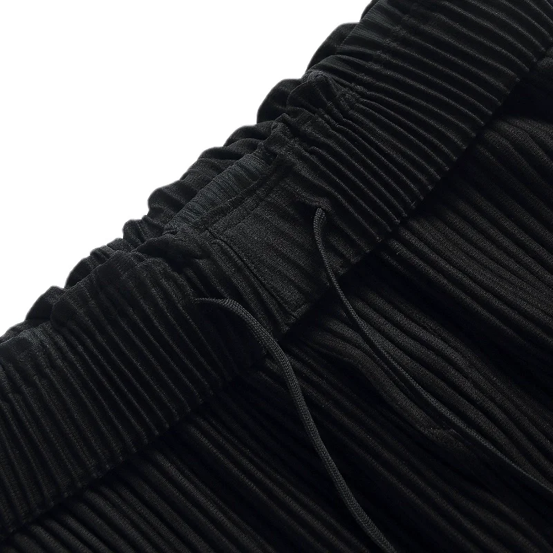 Miyake Pleated Straight Pants Men Clothing Black Pencil Cropped Pants Street Wears Men Japanese Style Ankle Length Pants
