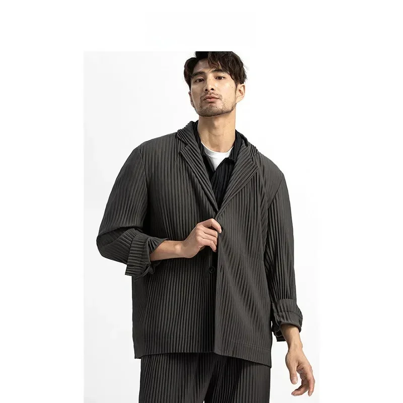 Men's Miyake Pleated Style Blazer Jacket Japanese Casual Stretch Slim Fit Business Office Fashion Luxury Wrinkle Resistant Coat