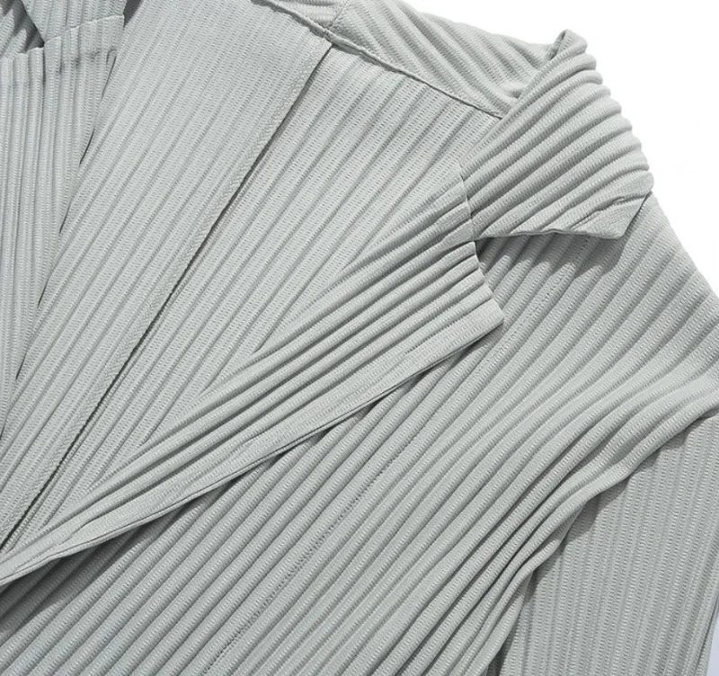 Men's Miyake Pleated Style Blazer Jacket Japanese Casual Stretch Slim Fit Business Office Fashion Luxury Wrinkle Resistant Coat