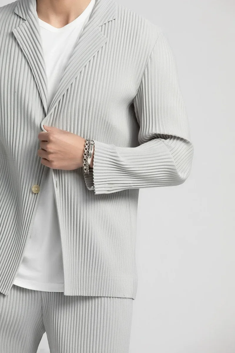 Men's Miyake Pleated Style Blazer Jacket Japanese Casual Stretch Slim Fit Business Office Fashion Luxury Wrinkle Resistant Coat