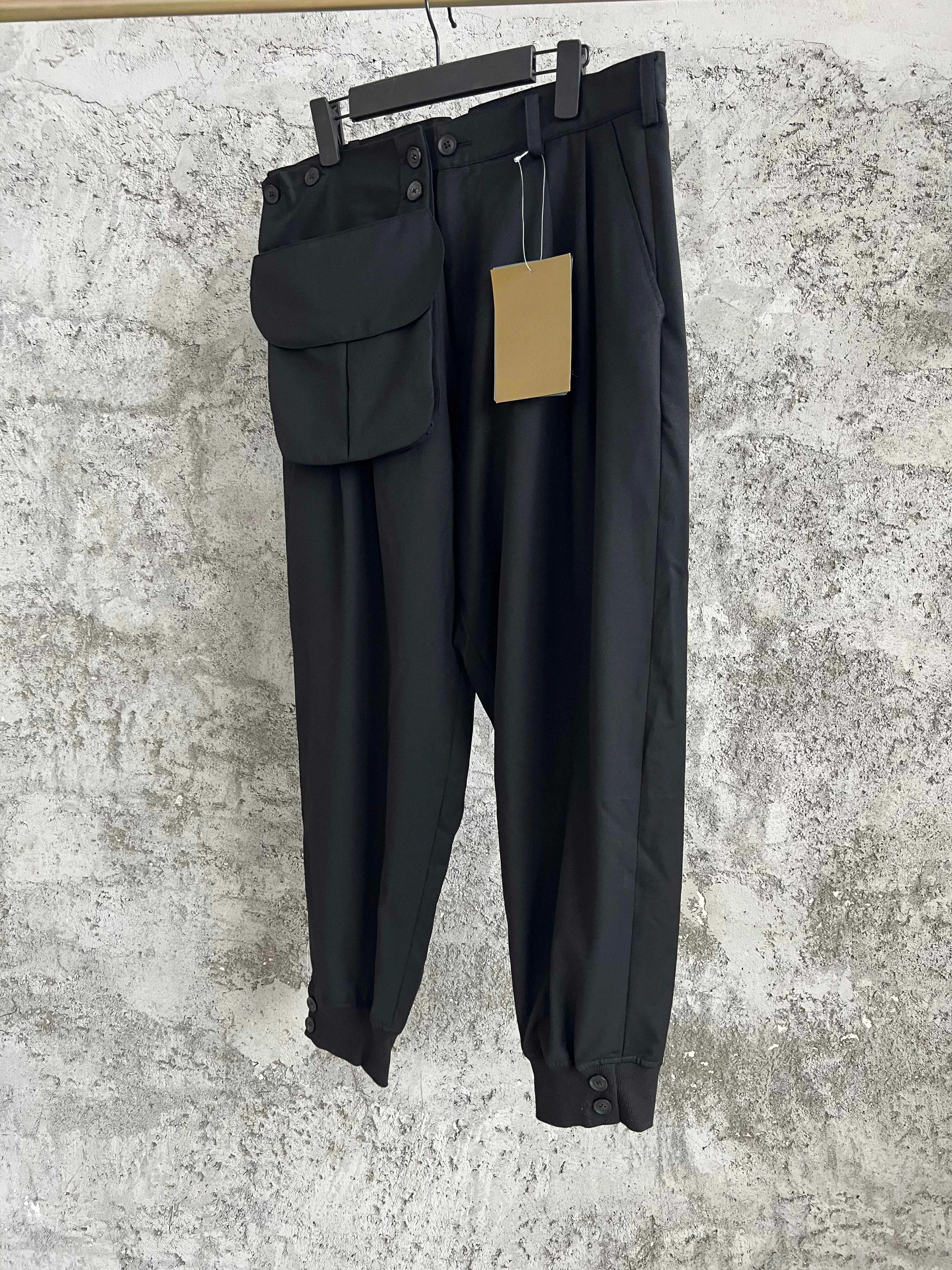 TOP-YAMAMOTO large flip pocket casual pants, the same style as the casual show, with a wool waist strap and a slim fit