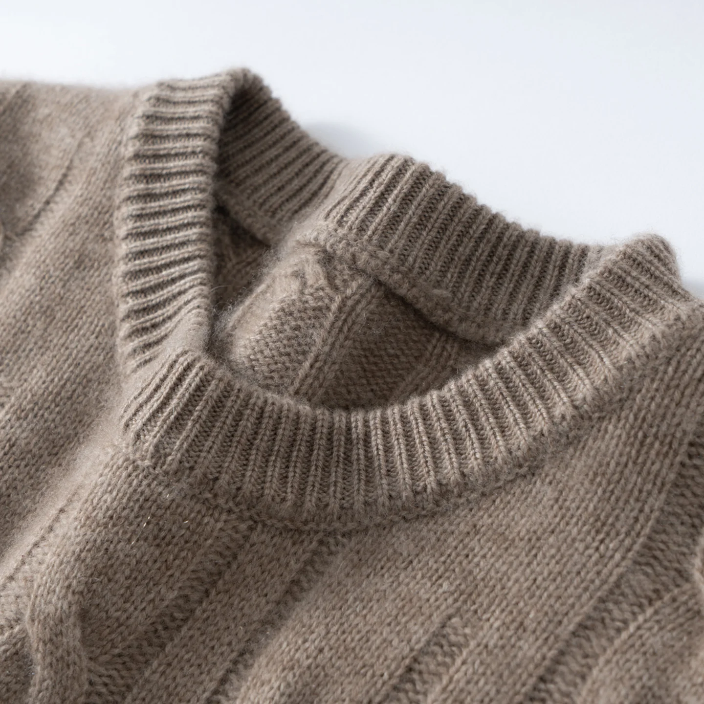 ZOCEPT 100% Natural Cashmere Men's Sweater Autumn Winter Thick Warm O-Neck Casual Pullover Knitted Twisted Flower Sweater Top