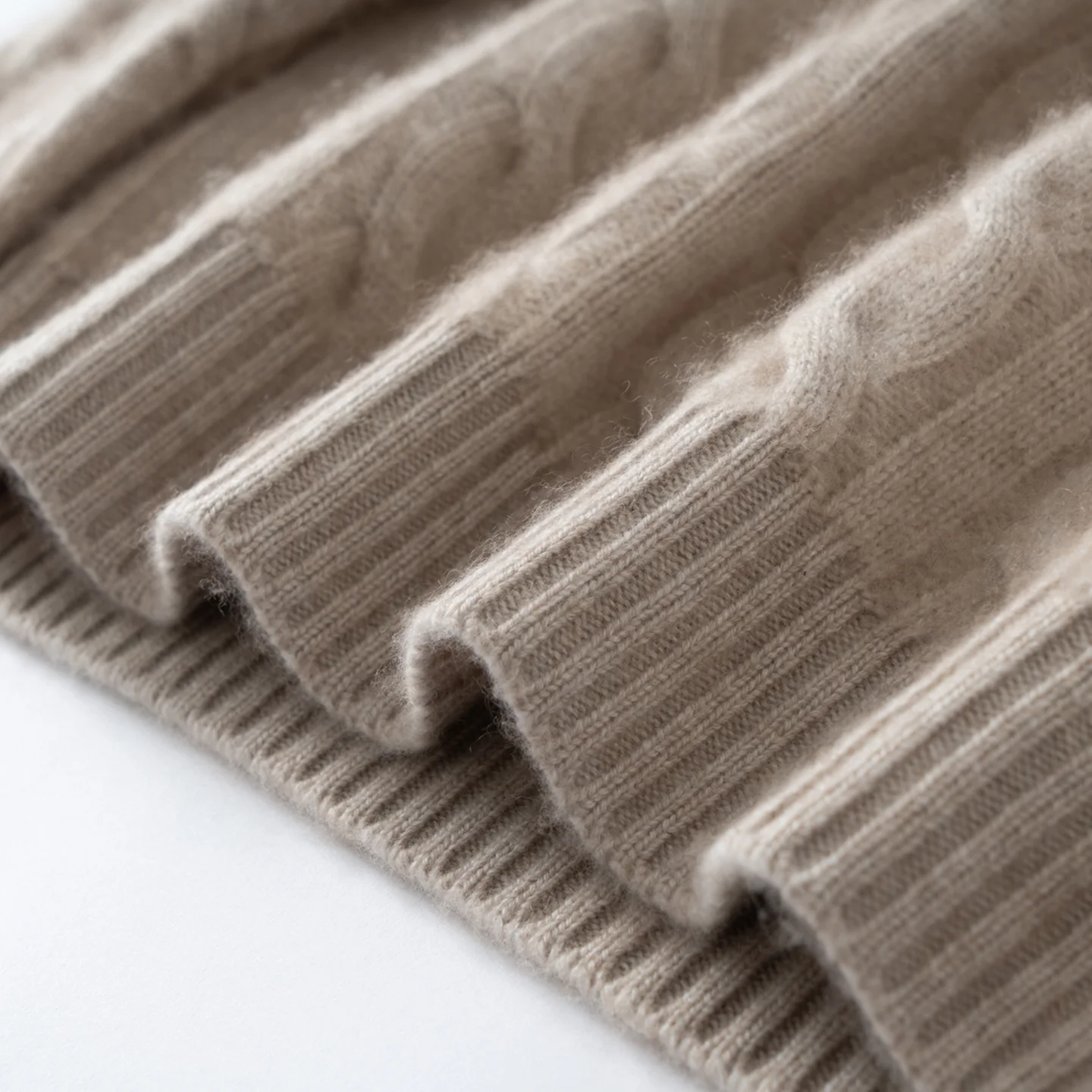 ZOCEPT 100% Natural Cashmere Men's Sweater Autumn Winter Thick Warm O-Neck Casual Pullover Knitted Twisted Flower Sweater Top