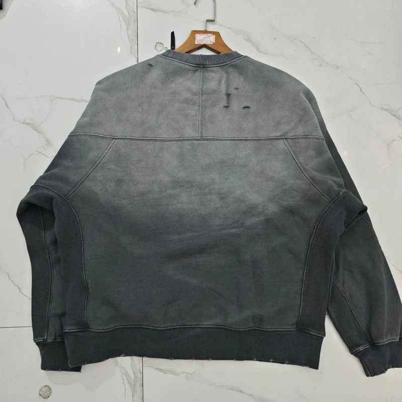 Vintage American Style Distressed Fleece Sweatshirt Men Winter Thick Loose Casual Hooded Pullover with Retro Design