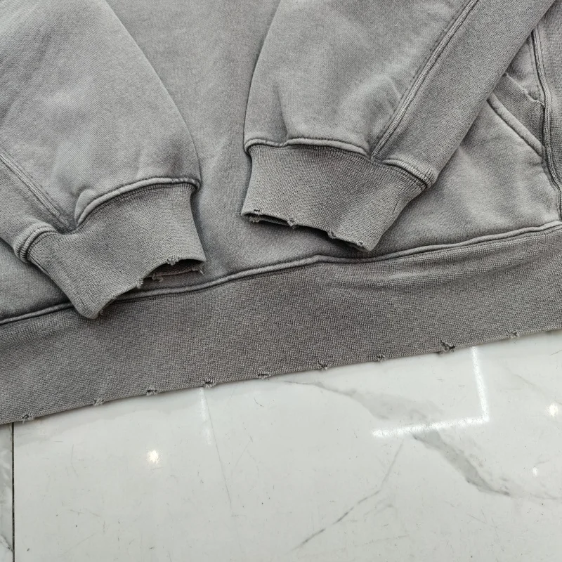 Vintage American Style Distressed Fleece Sweatshirt Men Winter Thick Loose Casual Hooded Pullover with Retro Design