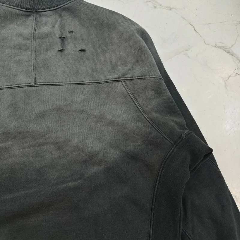 Vintage American Style Distressed Fleece Sweatshirt Men Winter Thick Loose Casual Hooded Pullover with Retro Design