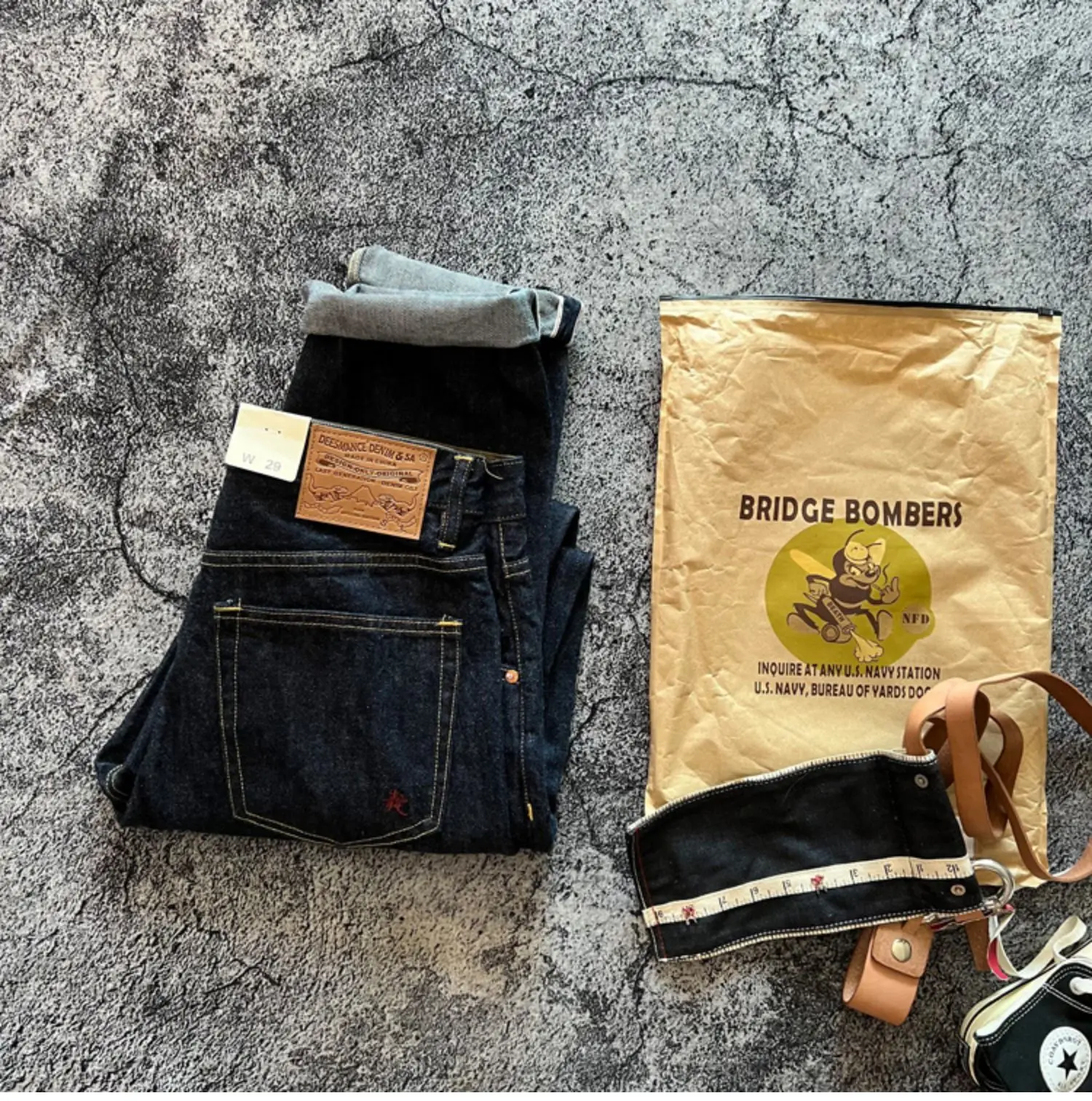 Indigo Heavyweight One Wash Raw Deep Blue Denim Jeans Men Autumn Spring Vintage Selvedge Hard Loose Straight Pants 100% Cotton