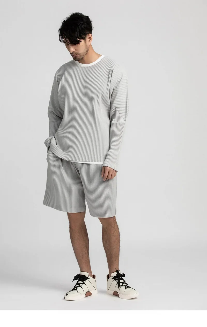 Miyake Pleated Shirt Men Long Sleeve T Shirt Casual Loose Fit Round Neck Tops Japanese Style Streetwear Breathable Pullover